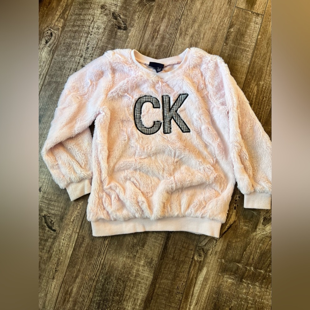 Calvin Klein Size 6 Girl’s long sleeve fleece with matching bottoms